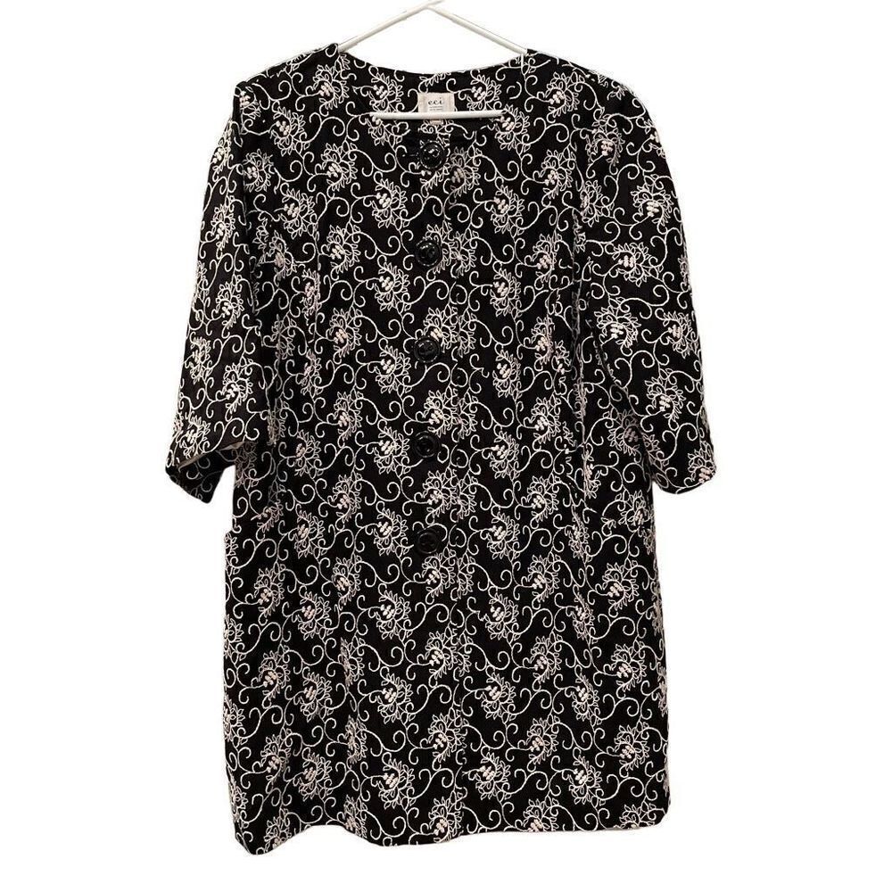 ECI New York Women’s Coat Swing Car Black White Floral Embroidered Plus Size 22W
